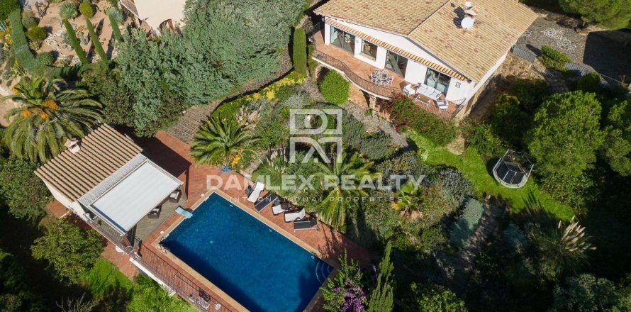 Dom w Platja D'aro, Girona, Hiszpania 4 sypialnie, 345 mkw. nr 176962
