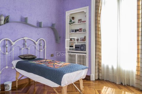Villa in vendita a Barcelona, Spagna 6 camere da letto, 1150 mq. N° 193685 - foto 22
