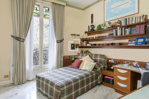 Villa in vendita a Barcelona, Spagna 6 camere da letto, 1150 mq. N° 193685 - foto 27