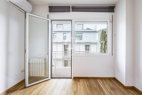 Продажа квартиры в Сан-Кугат-дель-Вальес, Барселона, Испания 4 спальни, 84м2 №193687 - фото 5
