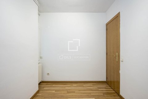 Продажа квартиры в Сан-Кугат-дель-Вальес, Барселона, Испания 4 спальни, 84м2 №193687 - фото 26