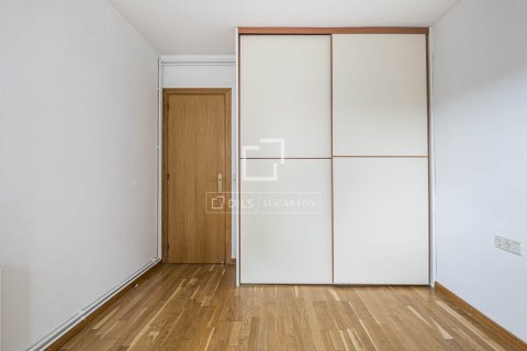 Продажа квартиры в Сан-Кугат-дель-Вальес, Барселона, Испания 4 спальни, 84м2 №193687 - фото 17