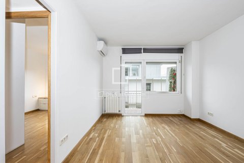 Продажа квартиры в Сан-Кугат-дель-Вальес, Барселона, Испания 4 спальни, 84м2 №193687 - фото 4