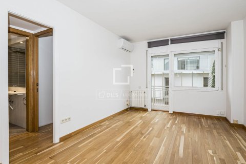 Продажа квартиры в Сан-Кугат-дель-Вальес, Барселона, Испания 4 спальни, 84м2 №193687 - фото 6