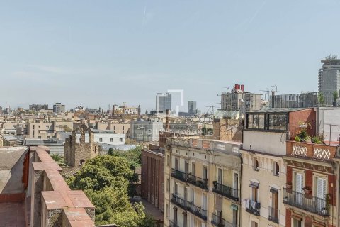 Продажа квартиры в Барселона, Испания 2 спальни, 77м2 №193689 - фото 22