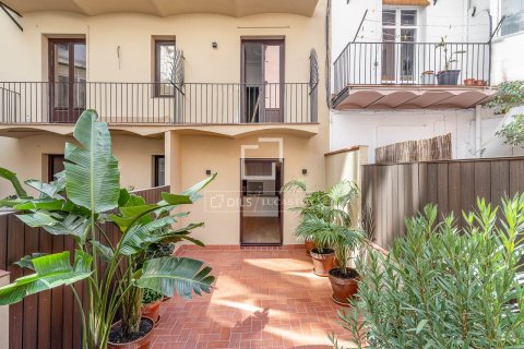 Продажа квартиры в Барселона, Испания 2 спальни, 77м2 №193689 - фото 20
