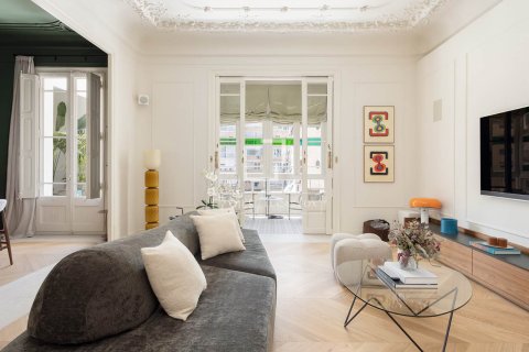 Продажа квартиры в Барселона, Испания 4 спальни, 231м2 №193684 - фото 6