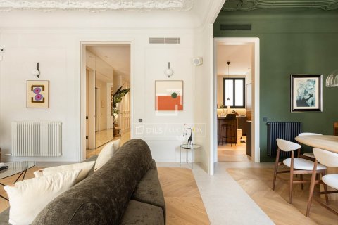 Продажа квартиры в Барселона, Испания 4 спальни, 231м2 №193684 - фото 18