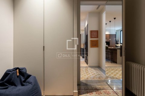 Продажа квартиры в Барселона, Испания 4 спальни, 231м2 №193684 - фото 27
