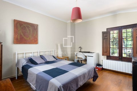 Finca myytävänä Cabrils, Barcelona, Espanja, 4 makuuhuonetta, 232 m2 No. 193688 - kuva 15