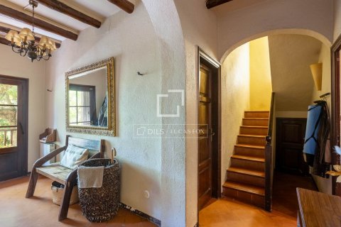 Finca myytävänä Cabrils, Barcelona, Espanja, 4 makuuhuonetta, 232 m2 No. 193688 - kuva 11