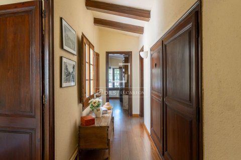 Finca myytävänä Cabrils, Barcelona, Espanja, 4 makuuhuonetta, 232 m2 No. 193688 - kuva 14