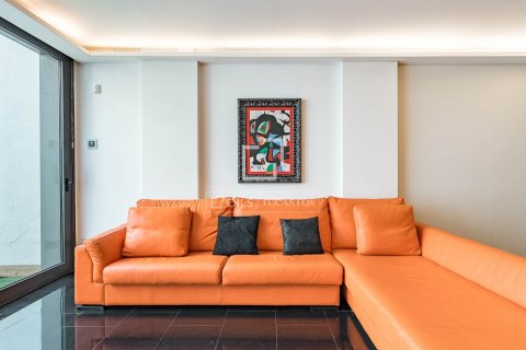 Villa in vendita a Barcelona, Spagna 4 camere da letto, 326 mq. N° 193686 - foto 6