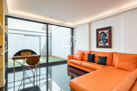 Villa in vendita a Barcelona, Spagna 4 camere da letto, 326 mq. N° 193686 - foto 4