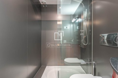 Villa in vendita a Barcelona, Spagna 4 camere da letto, 326 mq. N° 193686 - foto 22