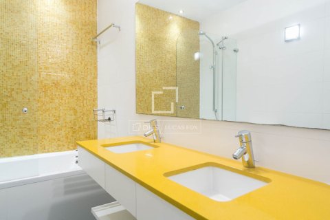 Villa for sale in Sant Cugat Del Valles, Barcelona, Spain 4 bedrooms, 256 sq.m. No. 150319 - photo 28