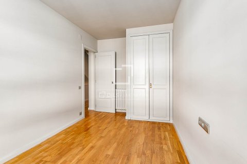 Villa for sale in Sant Cugat Del Valles, Barcelona, Spain 4 bedrooms, 256 sq.m. No. 150319 - photo 29