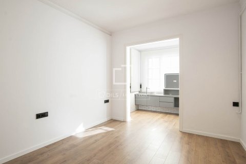 Apartment à vendre à Barcelona, Espagne, 3 chambres, 120 m2 No. 150318 - photo 13