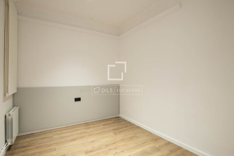 Apartment à vendre à Barcelona, Espagne, 3 chambres, 120 m2 No. 150318 - photo 11