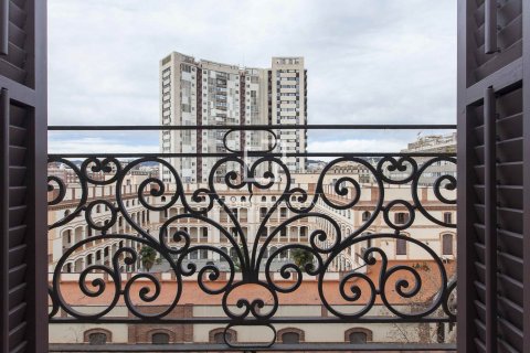 Apartment à vendre à Barcelona, Espagne, 3 chambres, 120 m2 No. 150317 - photo 26