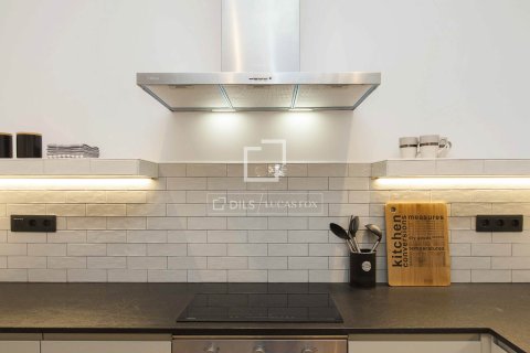 Apartment à vendre à Barcelona, Espagne, 3 chambres, 120 m2 No. 150317 - photo 10