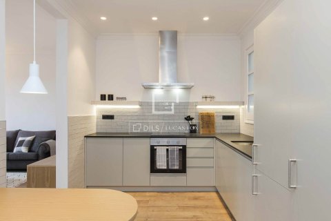 Apartment à vendre à Barcelona, Espagne, 3 chambres, 120 m2 No. 150317 - photo 20