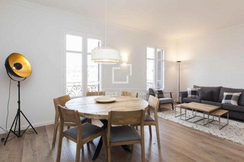 Apartment à vendre à Barcelona, Espagne, 3 chambres, 120 m2 No. 150317 - photo 6