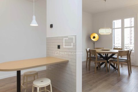 Apartment à vendre à Barcelona, Espagne, 3 chambres, 120 m2 No. 150317 - photo 16