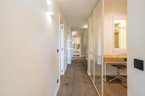 Apartamento en venta en Barcelona, España 2 dormitorios, 71 m2 No. 150320 - foto 24