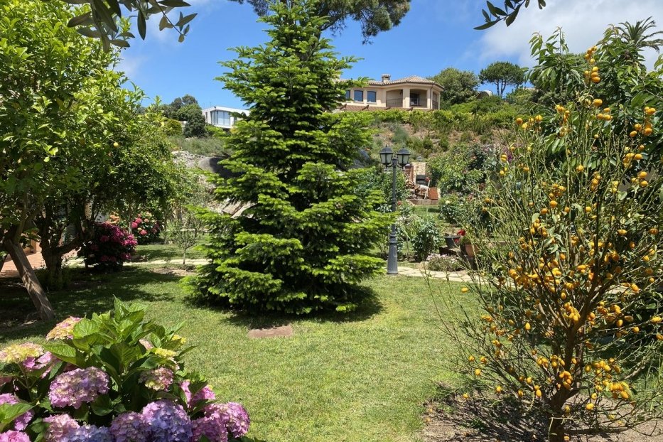 Villa i Sant Andreu de Llavaneres, Barcelona, Spanien 3 sovrum, 350 kvm. Nr. 78320