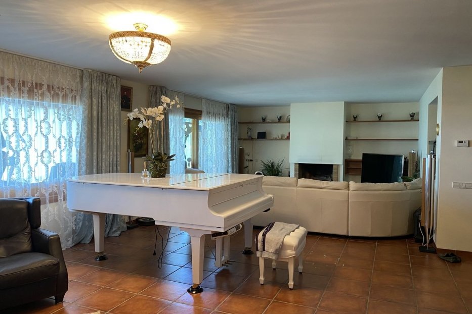 Villa i Sant Andreu de Llavaneres, Barcelona, Spanien 3 sovrum, 350 kvm. Nr. 78320