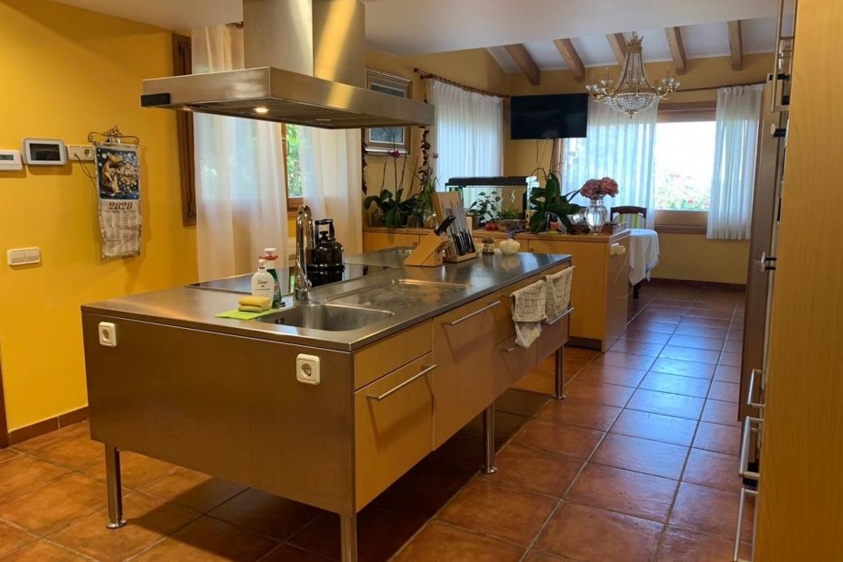 Villa i Sant Andreu de Llavaneres, Barcelona, Spanien 3 sovrum, 350 kvm. Nr. 78320