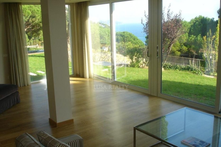 Villa i Blanes, Girona, Spanien 4 sovrum, 263 kvm. Nr. 78317