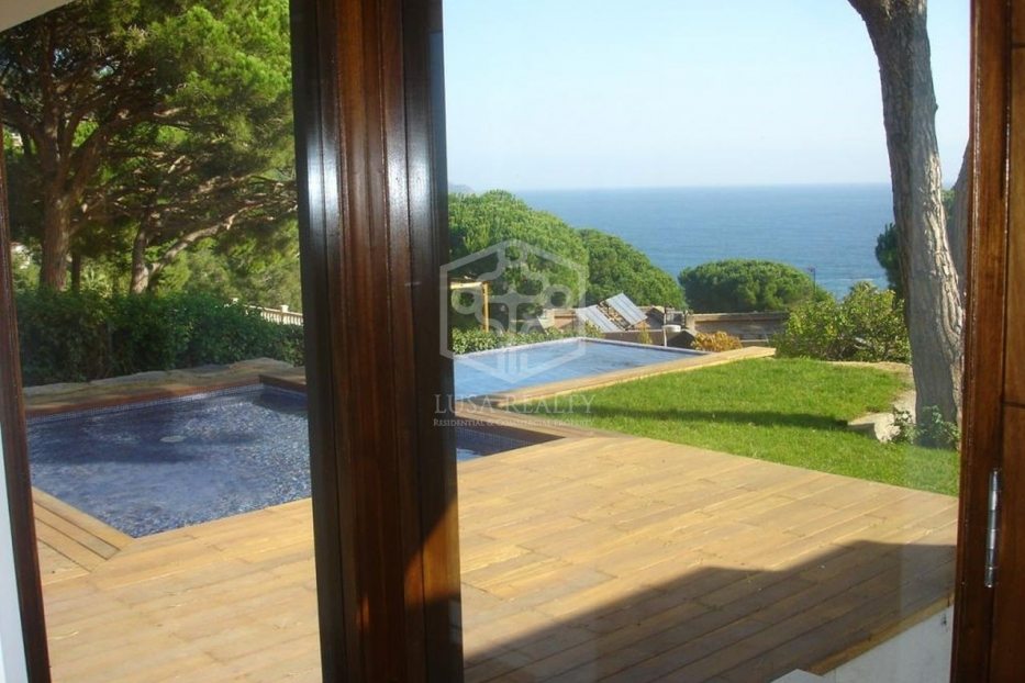 Villa i Blanes, Girona, Spanien 4 sovrum, 263 kvm. Nr. 78317