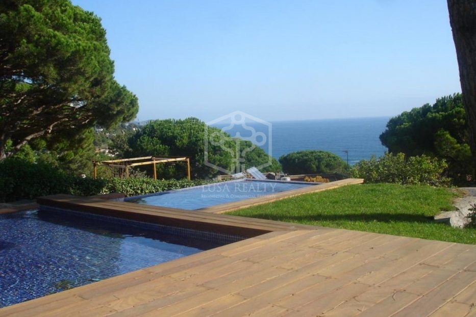 Villa i Blanes, Girona, Spanien 4 sovrum, 263 kvm. Nr. 78317