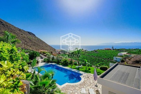 Villa à vendre Santiago del Teide, Tenerife, Espagne, 5 chambres, 258 m2 No. 111093 - photo 1
