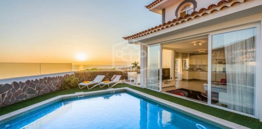 Villa Adeje, Tenerife, Espagne 4 chambres, 213 m2 No. 111091