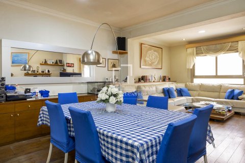 Huoneisto myytävänä Barcelona, Espanja, 4 makuuhuonetta, 164 m2 No. 192721 - kuva 6