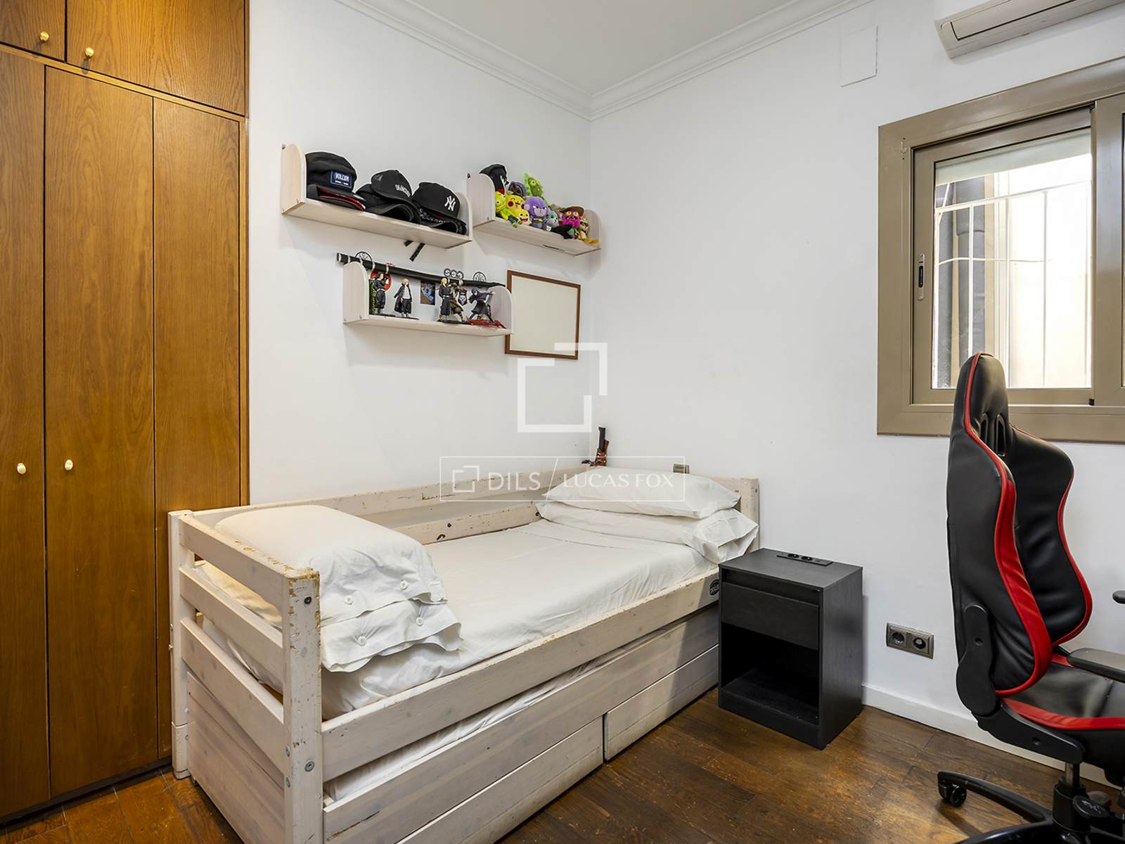Appartamento a Barcelona, Spagna 4 camere da letto, 164 mq. N° 192721