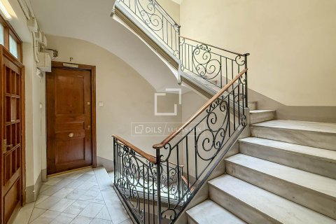Huoneisto myytävänä Barcelona, Espanja, 4 makuuhuonetta, 164 m2 No. 192721 - kuva 27