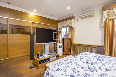 Huoneisto myytävänä Barcelona, Espanja, 4 makuuhuonetta, 164 m2 No. 192721 - kuva 14