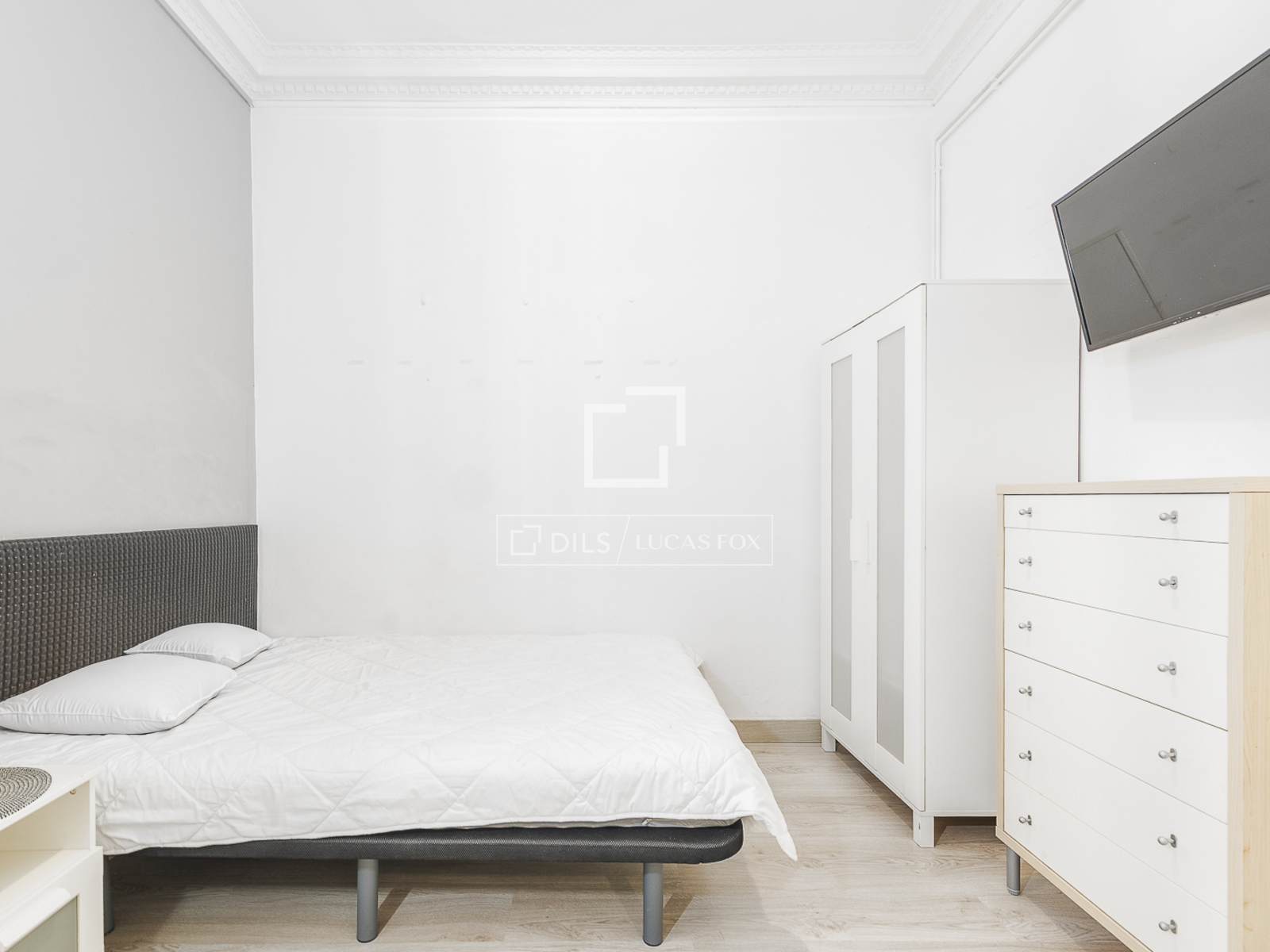 Apartament w Barcelona, Hiszpania 4 sypialnie, 88 mkw. nr 192719