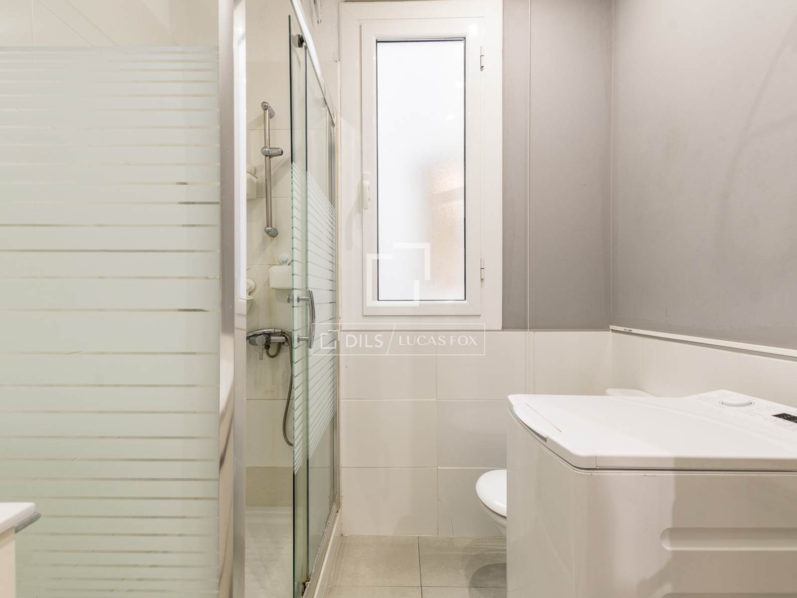 Apartament w Barcelona, Hiszpania 4 sypialnie, 88 mkw. nr 192719