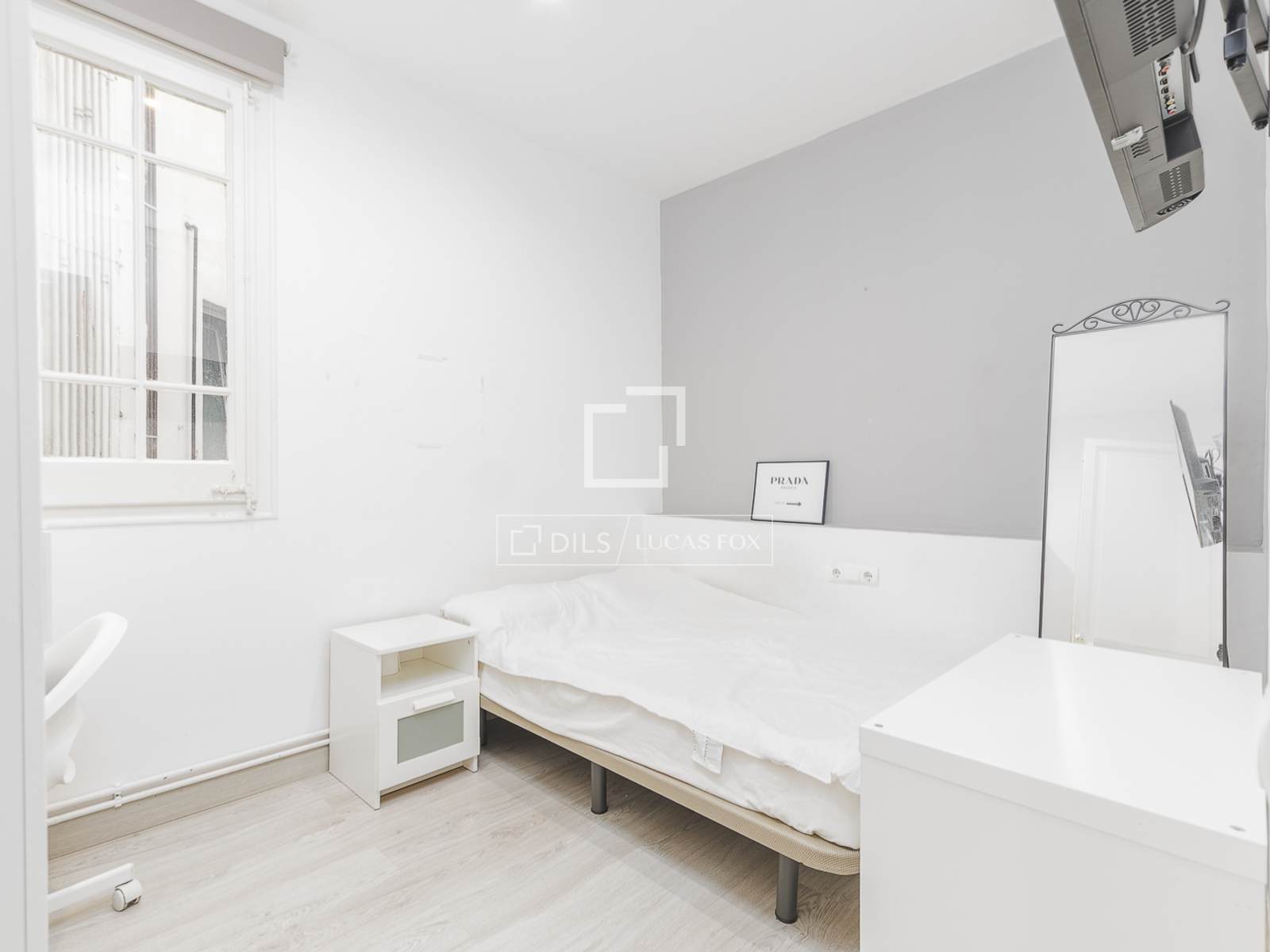 Apartament w Barcelona, Hiszpania 4 sypialnie, 88 mkw. nr 192719