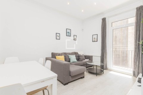Huoneisto myytävänä Barcelona, Espanja, 4 makuuhuonetta, 88 m2 No. 192719 - kuva 8