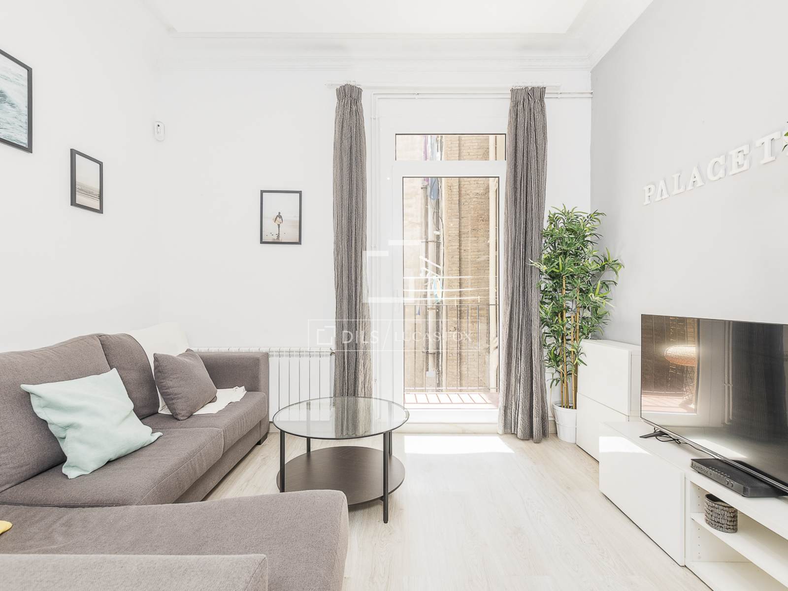 Apartament w Barcelona, Hiszpania 4 sypialnie, 88 mkw. nr 192719