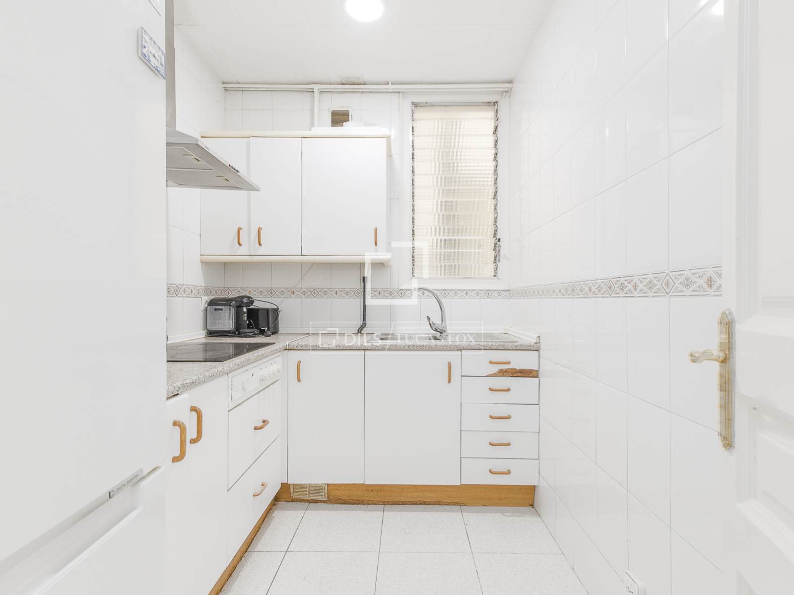 Apartament w Barcelona, Hiszpania 4 sypialnie, 88 mkw. nr 192719