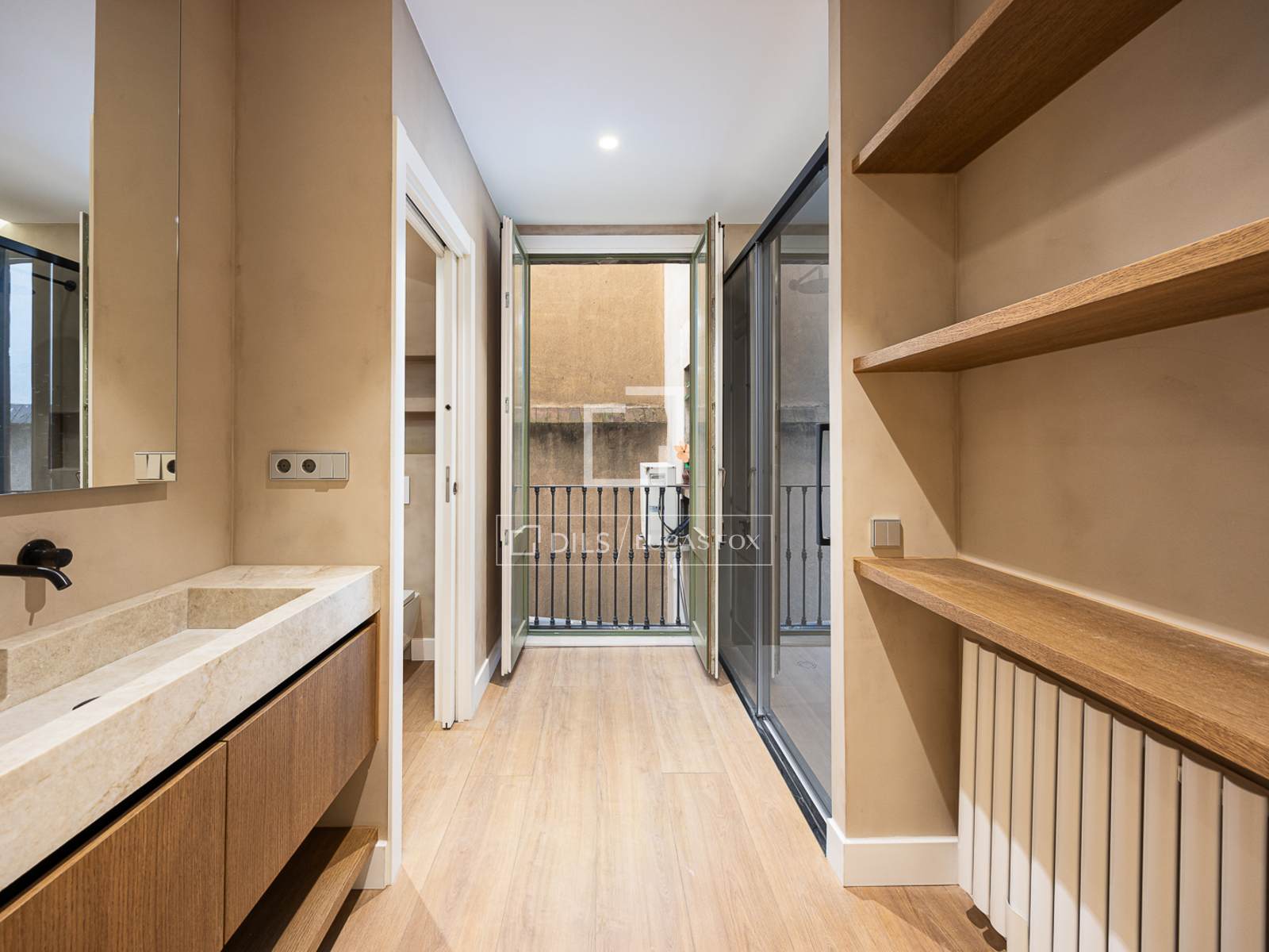 Apartment à Barcelona, Espagne 4 chambres, 204 m2 No. 192715