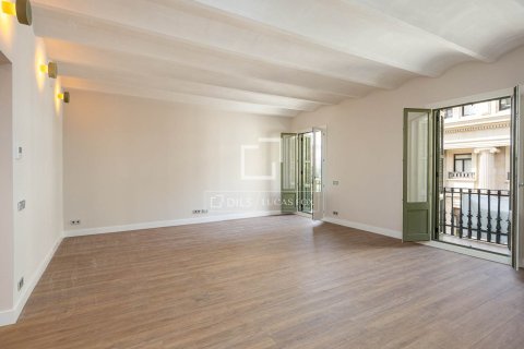 Huoneisto myytävänä Barcelona, Espanja, 4 makuuhuonetta, 204 m2 No. 192715 - kuva 10