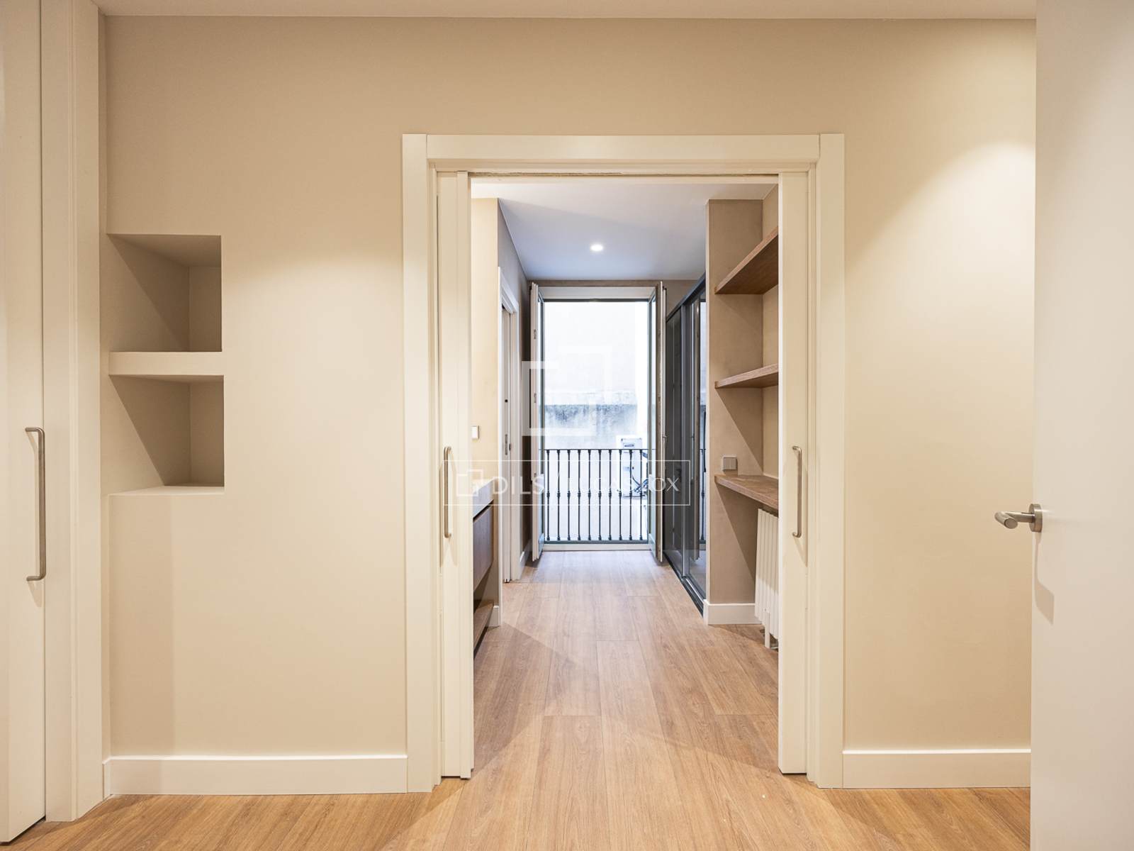 Apartment à Barcelona, Espagne 4 chambres, 204 m2 No. 192715